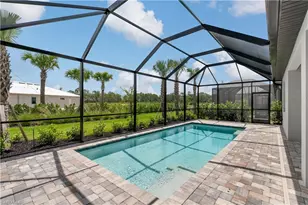 2104 Freemont Way, Naples, FL 34120 - Photo 9