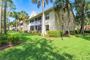 225 Robin Hood Cir, Naples, FL 34104 - Photo 3