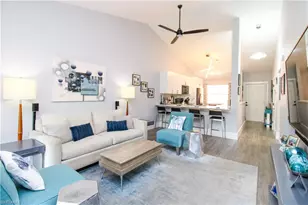 225 Robin Hood Cir, Naples, FL 34104 - Photo 23