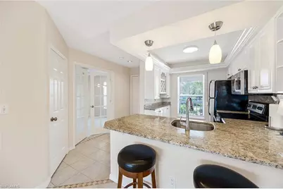 1015 Mainsail Dr #112, Naples, FL 34114 - Photo 5