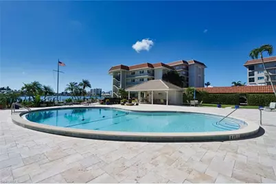 222 Harbour Dr #105, Naples, FL 34103 - Photo 21