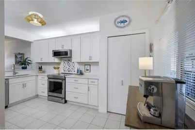 7822 Great Heron Way #201, Naples, FL 34104 - Photo 17