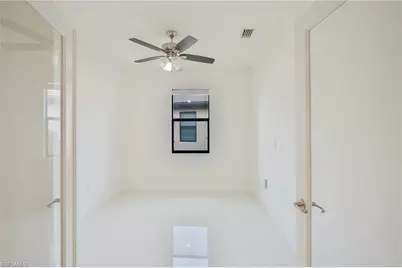 9215 Shadow Oak Ln, Naples, FL 34120 - Photo 17