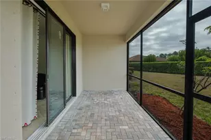 9215 Shadow Oak Ln, Naples, FL 34120 - Photo 25