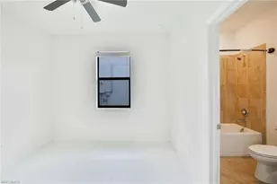 9215 Shadow Oak Ln, Naples, FL 34120 - Photo 21