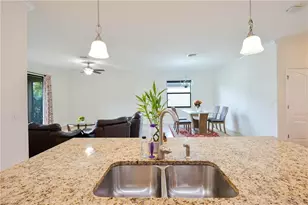 9215 Shadow Oak Ln, Naples, FL 34120 - Photo 5