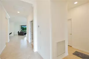 9215 Shadow Oak Ln, Naples, FL 34120 - Photo 3