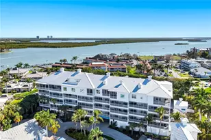 160 Palm St, Marco Island, FL 34145 - Photo 45