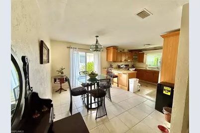 1066 Highlands Dr, Naples, FL 34103 - Photo 9