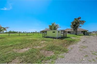 3857 39th Ave NE, Naples, FL 34120 - Photo 37