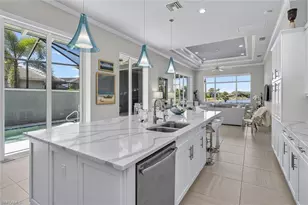 6387 Warwick Ave, Naples, FL 34113 - Photo 19