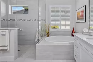 6387 Warwick Ave, Naples, FL 34113 - Photo 15