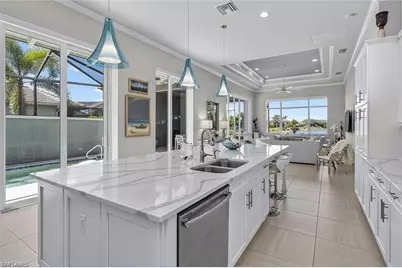 6387 Warwick Ave, Naples, FL 34113 - Photo 7