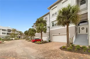 109 Barefoot Cir, Bonita Springs, FL 34134 - Photo 17