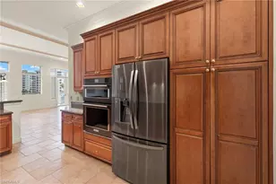 109 Barefoot Cir, Bonita Springs, FL 34134 - Photo 15