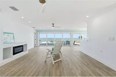 266 Curlew St, Fort Myers Beach, FL 33931 - Photo 9