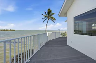 266 Curlew St, Fort Myers Beach, FL 33931 - Photo 37