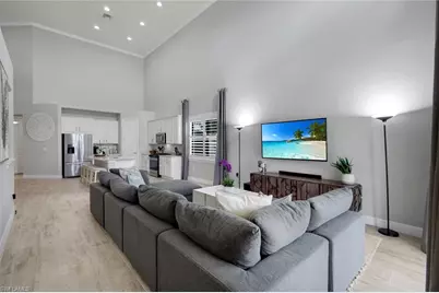7209 Wilton Dr, Naples, FL 34109 - Photo 9