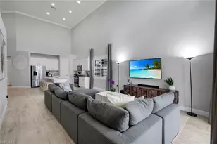7209 Wilton Dr, Naples, FL 34109 - Photo 9