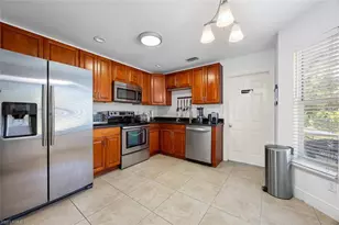 441 3rd St SW, Naples, FL 34117 - Photo 9