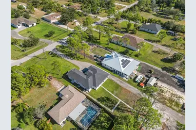 2740 35th Ave NE, Naples, FL 34120 - Photo 3