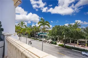 365 5th Ave S, Naples, FL 34102 - Photo 29