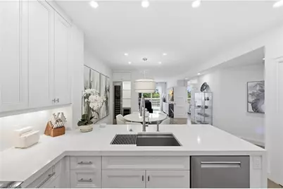 365 5th Ave S #306, Naples, FL 34102 - Photo 11