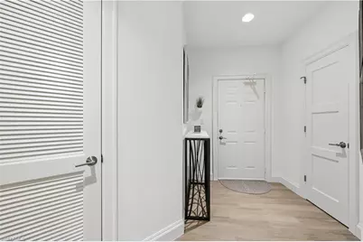 365 5th Ave S #306, Naples, FL 34102 - Photo 3