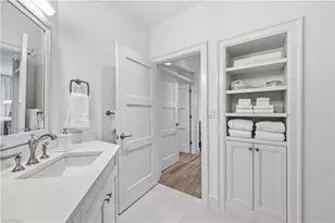365 5th Ave S, Naples, FL 34102 - Photo 17