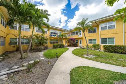 209 8th Ave S #209B, Naples, FL 34102 - Photo 3