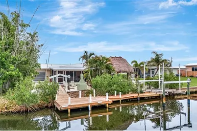 341 Duxbury Ave, Port Charlotte, FL 33952 - Photo 3