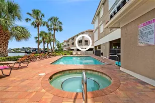 9103 Vanderbilt Dr, Naples, FL 34108 - Photo 25