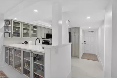 26000 Hickory Blvd #705, Bonita Springs, FL 34134 - Photo 3