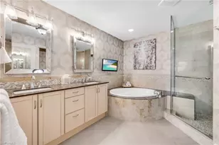 9115 Strada Pl, Naples, FL 34108 - Photo 13
