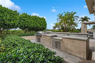 9115 Strada Pl, Naples, FL 34108 - Photo 29