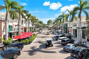 9115 Strada Pl, Naples, FL 34108 - Photo 43