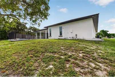 8044 San Carlos Blvd, Fort Myers, FL 33967 - Photo 49