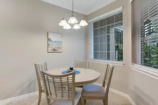 9378 Pocida Ct, Naples, FL 34119 - Photo 17