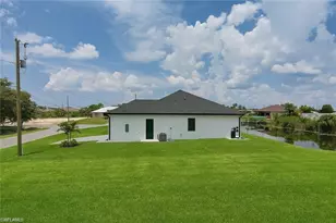 1321 NE 19th Terrace, Cape Coral, FL 33909 - Photo 9