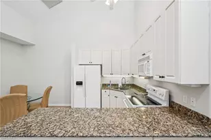 4337 Covey Cir, Naples, FL 34109 - Photo 11