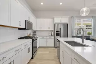 9040 St Lucia Dr, Naples, FL 34114 - Photo 5