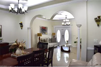 3670 8th Ave SE, Naples, FL 34117 - Photo 9