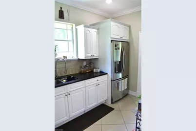 3670 8th Ave SE, Naples, FL 34117 - Photo 11