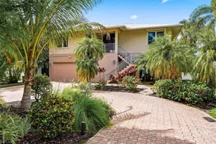 1680 Avion Pl, Naples, FL 34104 - Photo 1
