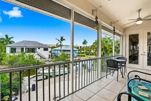 1680 Avion Pl, Naples, FL 34104 - Photo 15