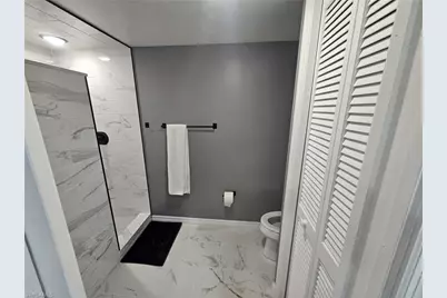 7360 Glenmoor Ln #4207, Naples, FL 34104 - Photo 5