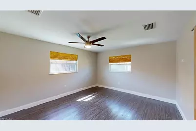 27514 Playa Del Rey Ln, Bonita Springs, FL 34135 - Photo 25