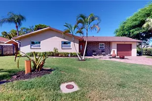 27514 Playa Del Rey Ln, Bonita Springs, FL 34135 - Photo 37