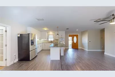 27514 Playa Del Rey Ln, Bonita Springs, FL 34135 - Photo 11