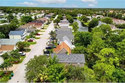 434 Leawood Cir, Naples, FL 34104 - Photo 35